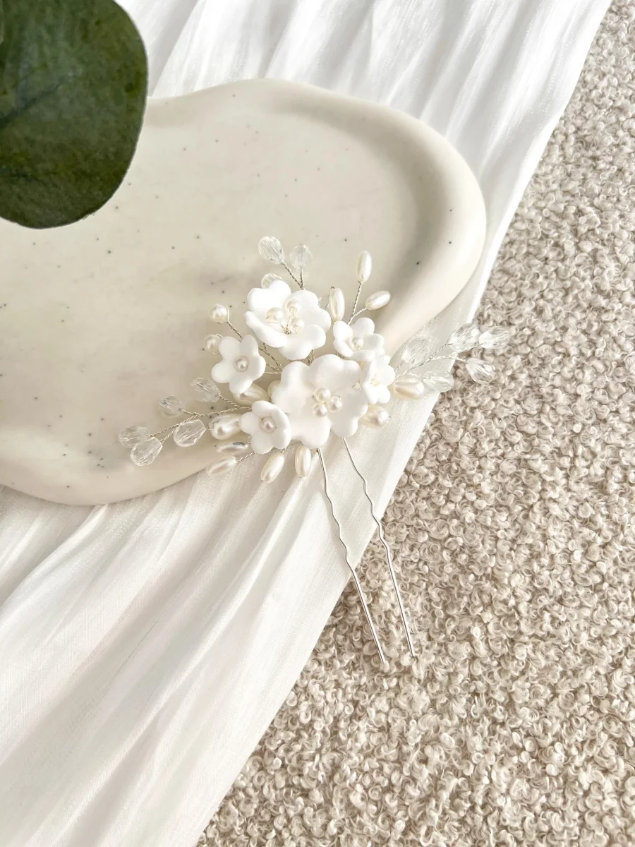 Braut Haarschmuck, Silber, Haarspange, weiße und transparente Perlen, Blumen Haarnadel, Brautschmuck, Perlenschmuck – Bild 9