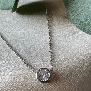 Funkelnde Halskette mit Zirkonia Anhänger, Silber, Brautschmuck, Hochzeit Accessoires